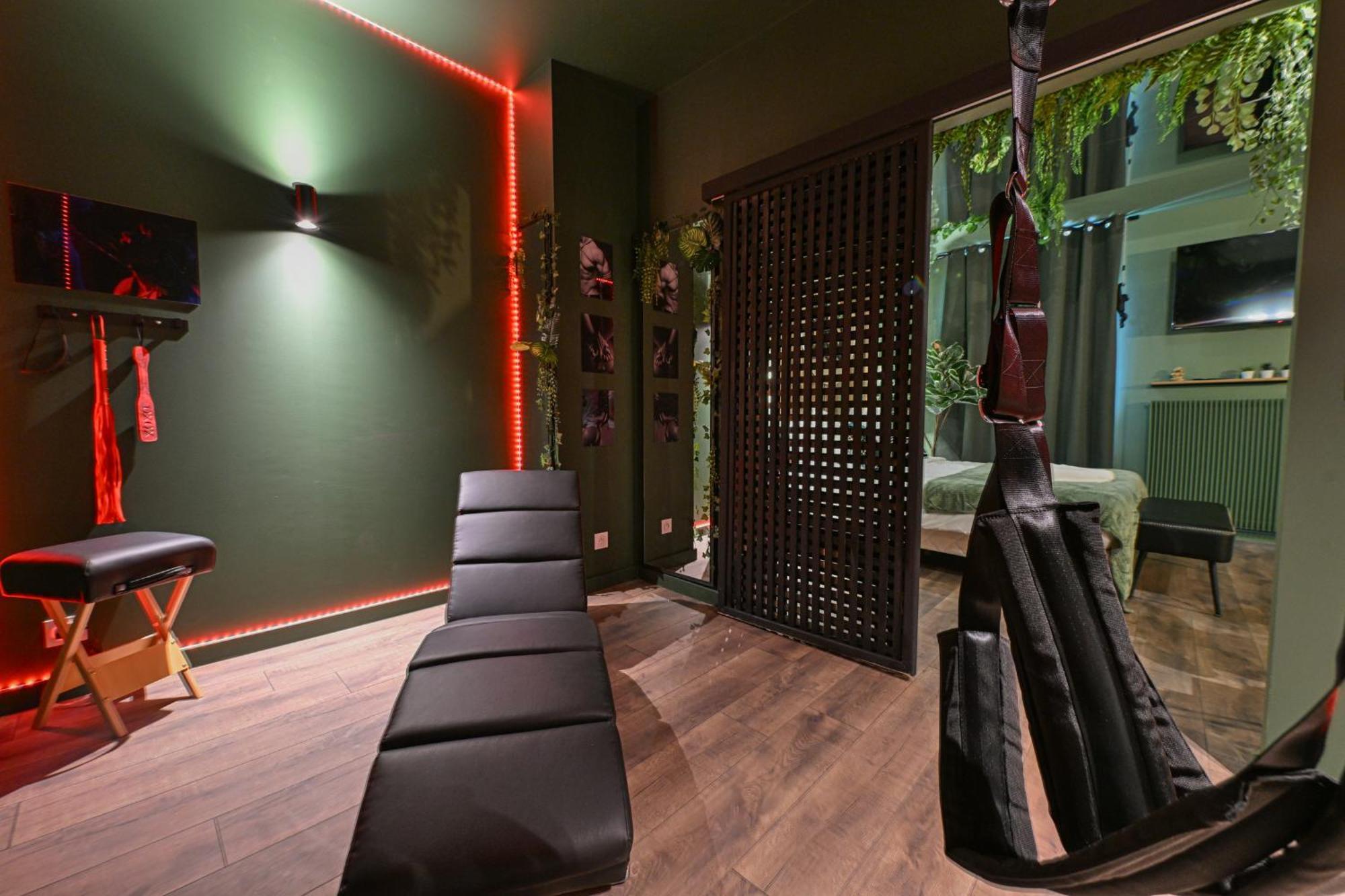 Secret Jungle - Love Room By Prim0 C0Nciergerie โรยาต์ ภายนอก รูปภาพ